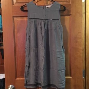 Forever 21 Grey sleeveless dress